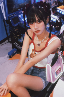 美女落体图片