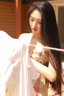 情窦初开的小姑娘